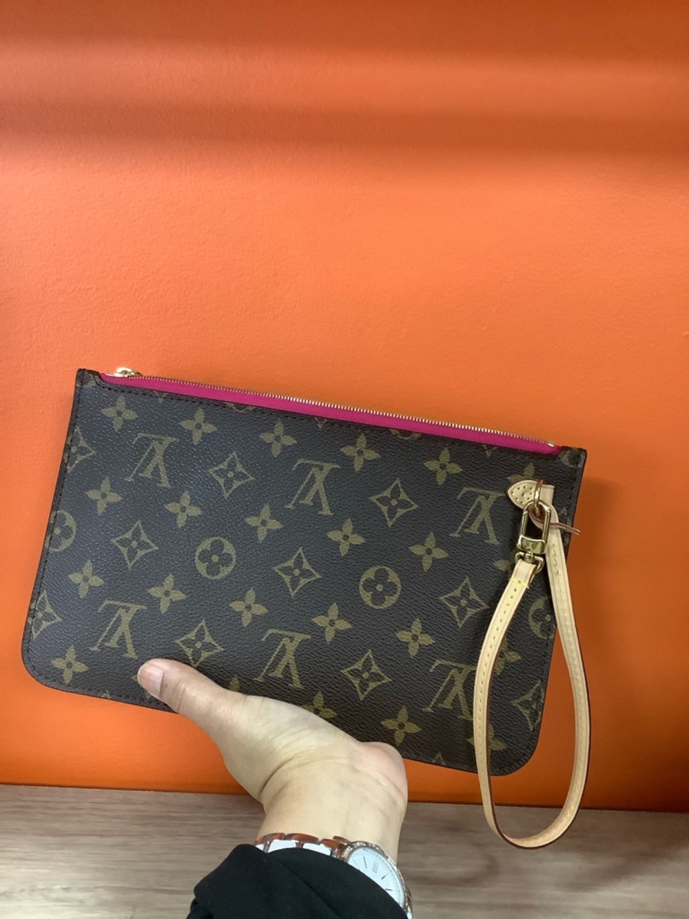 Louis Vuitton MM Pouch NEW /Never used